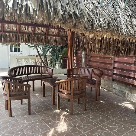 Studio - Begane Grond - Poolside Playa Exterior foto